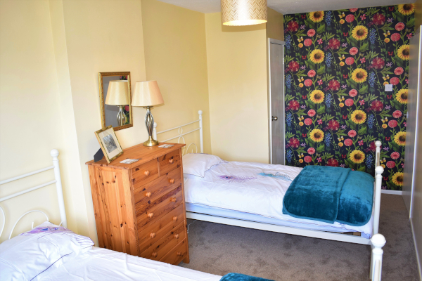 Twin Bedroom 2